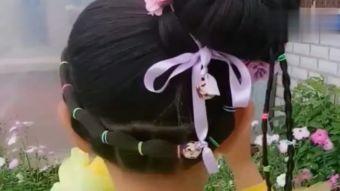 小孩摸姐姐胸 视频,家庭教育的反思与启示