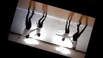 鸟叔绅士舞蹈视频,潮流舞步引领潮流,魅力四射的舞蹈盛宴